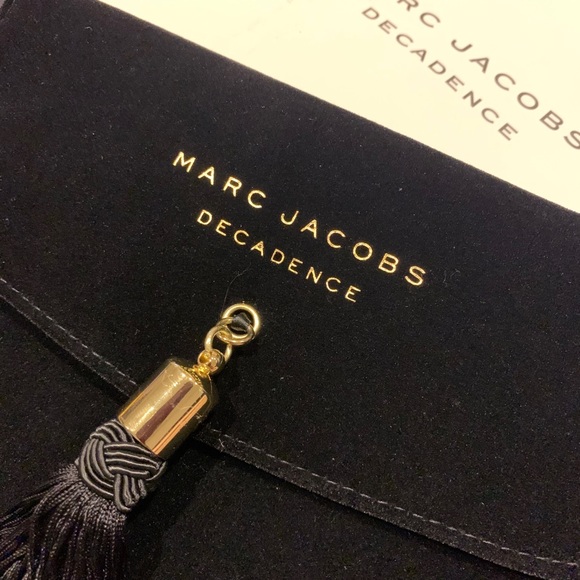 MARC JACOBS Deluxe Pouch - Picture 6 of 6